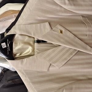 New Mens Suit